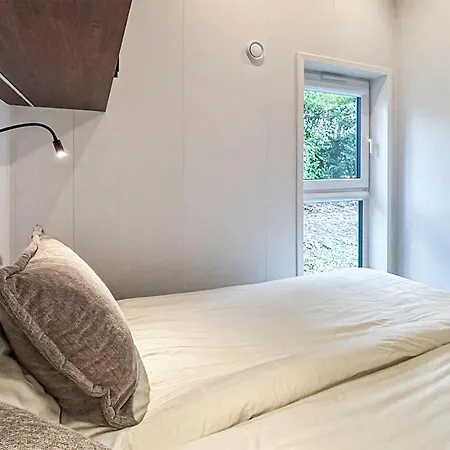 2 Bedroom Stunning In Oud Gastel * Oud-Gastel