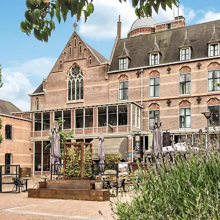 2 Bedroom Stunning In Oud Gastel